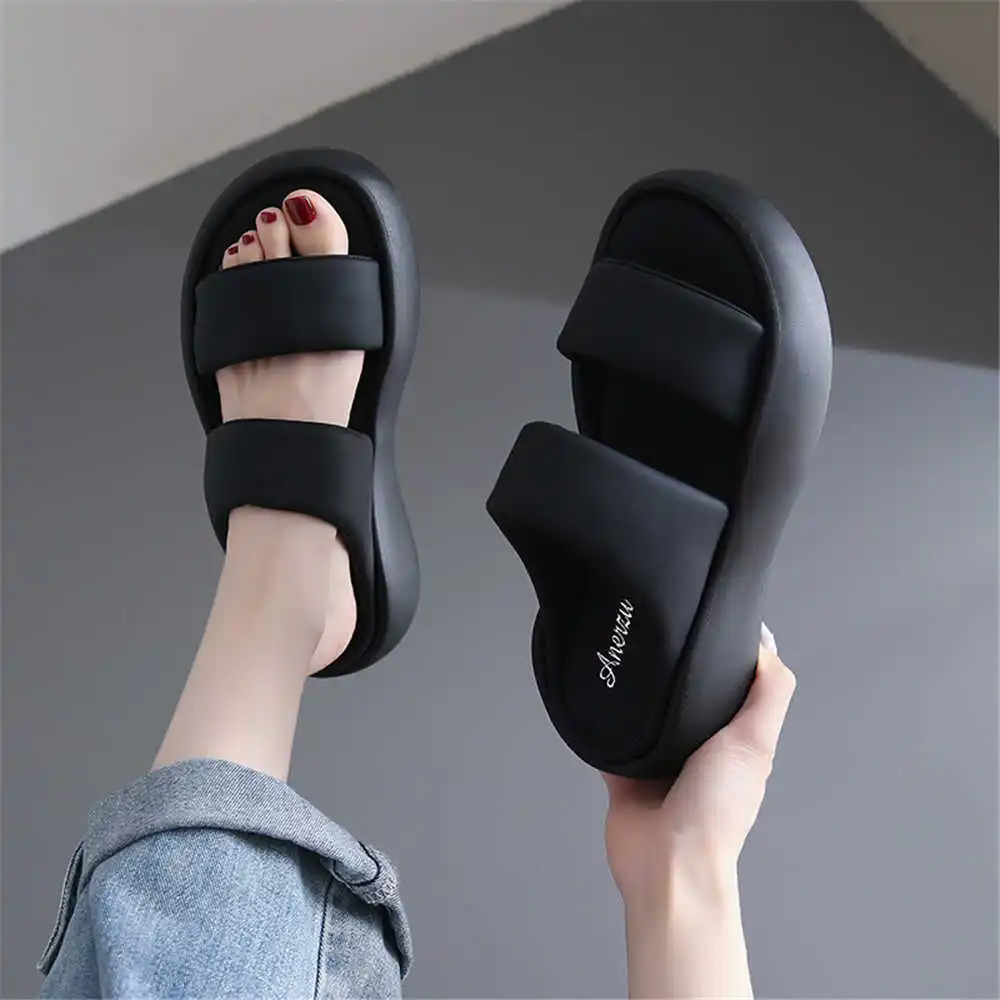 Size 39 Strips Summer Shoes Sa - Luxury Lifestyle Hospitality 评论和价格